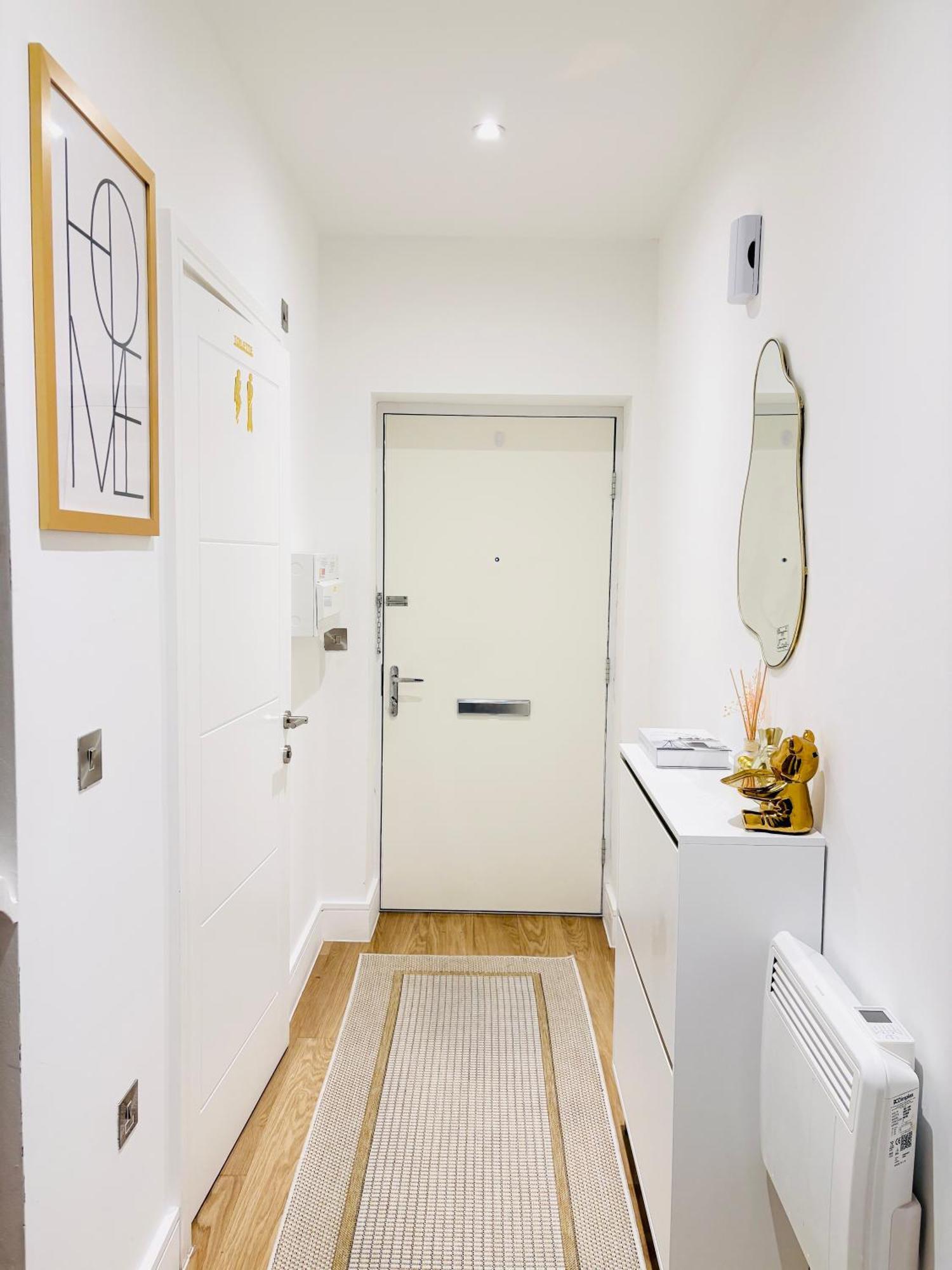 Comfort In A Town House *